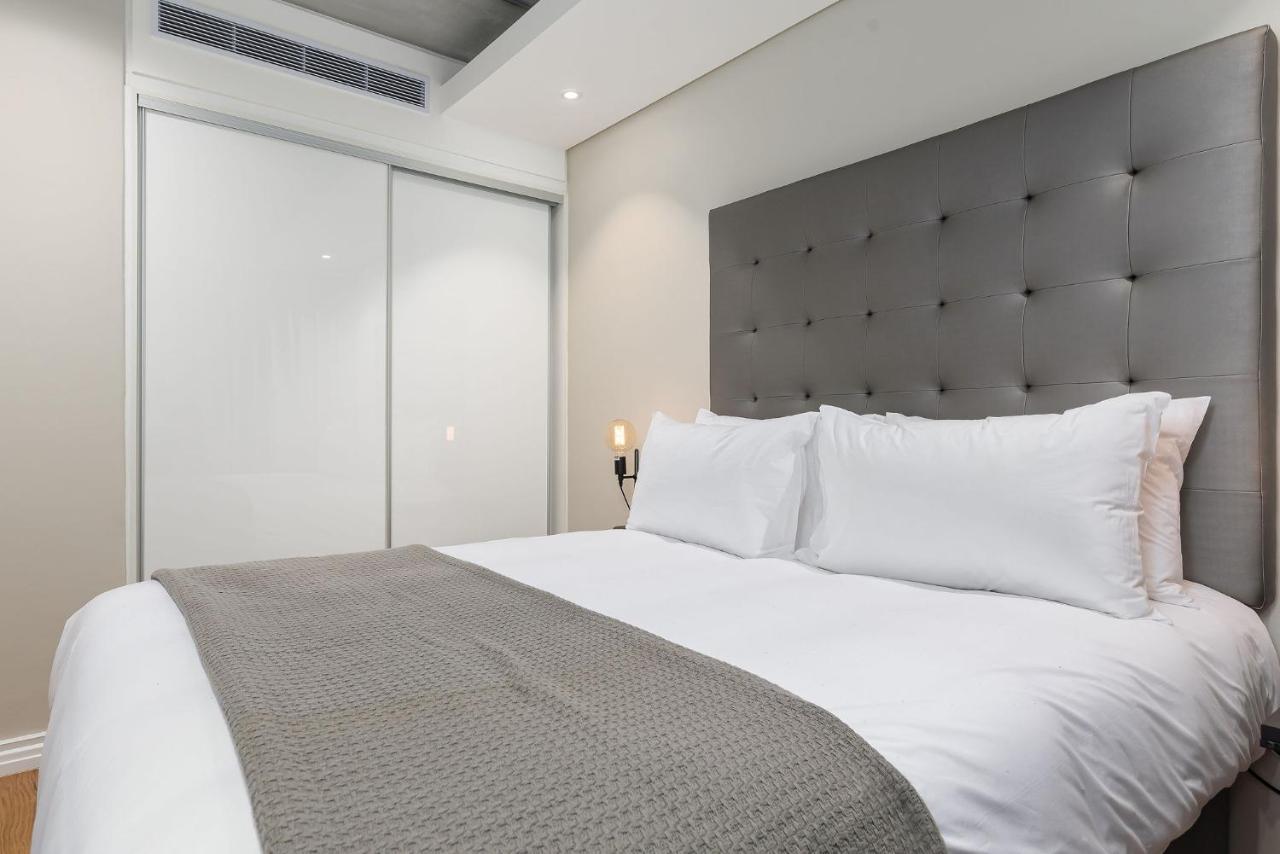 The Docklands Luxury Apartments Cape Town Exterior photo