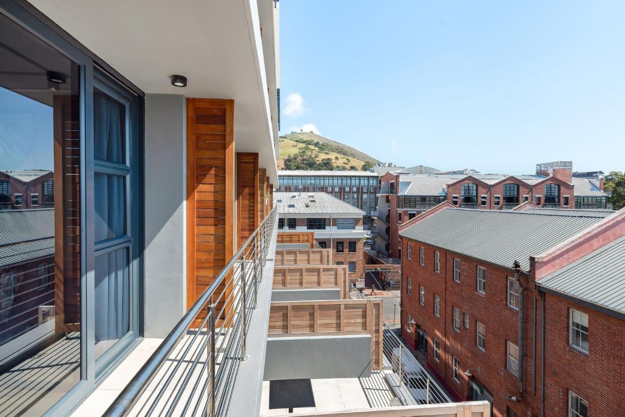 The Docklands Luxury Apartments Cape Town Exterior photo