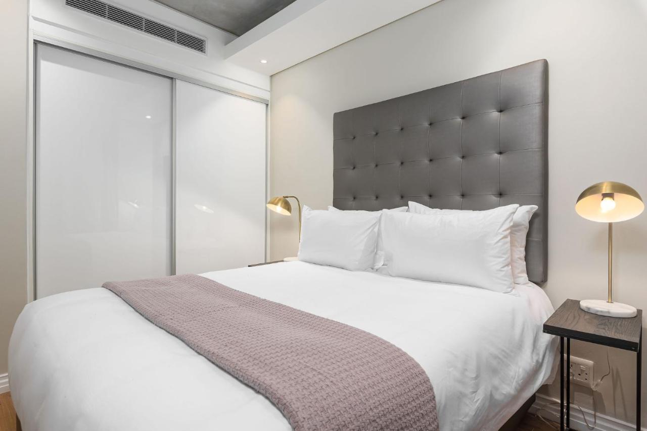 The Docklands Luxury Apartments Cape Town Exterior photo