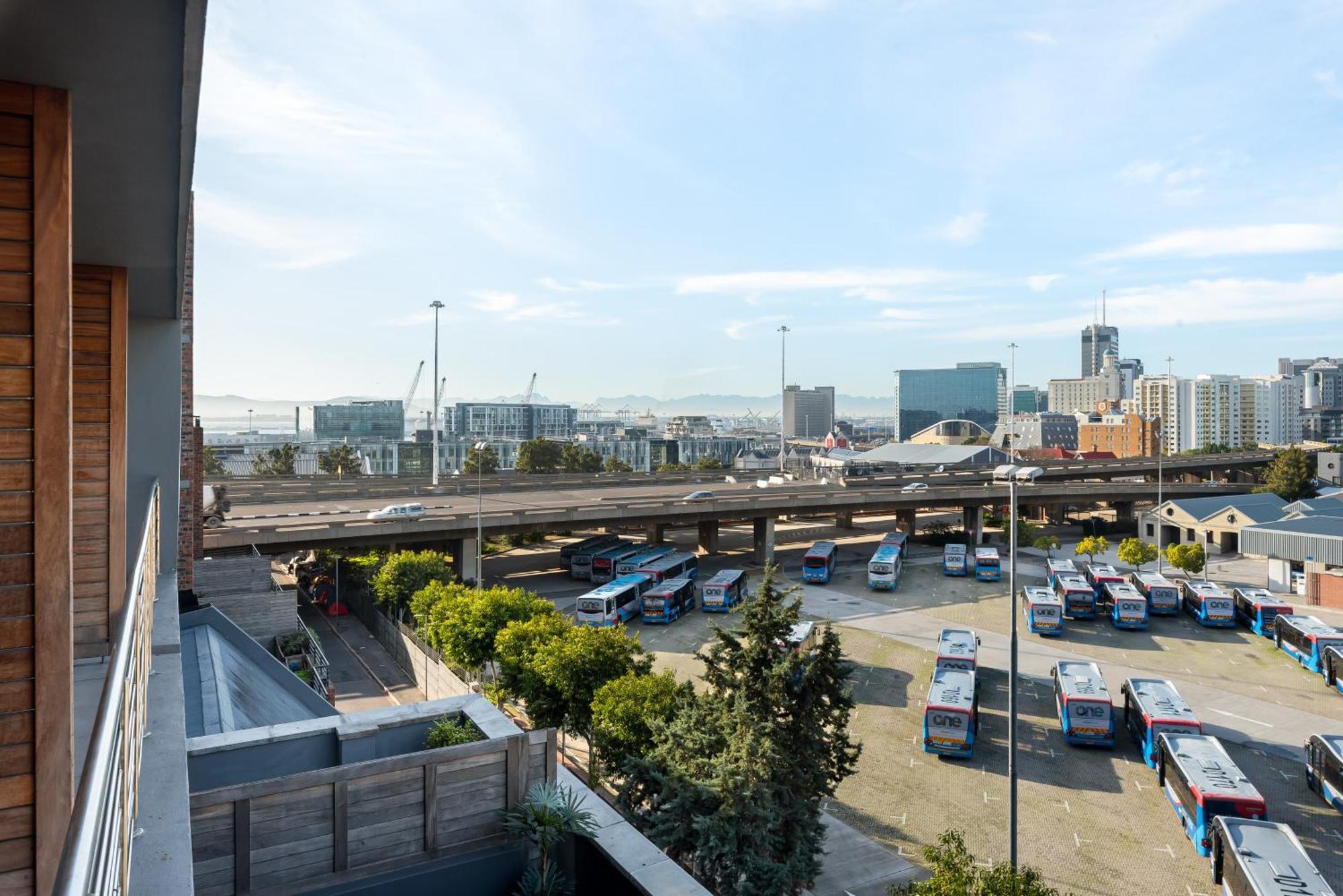 The Docklands Luxury Apartments Cape Town Exterior photo